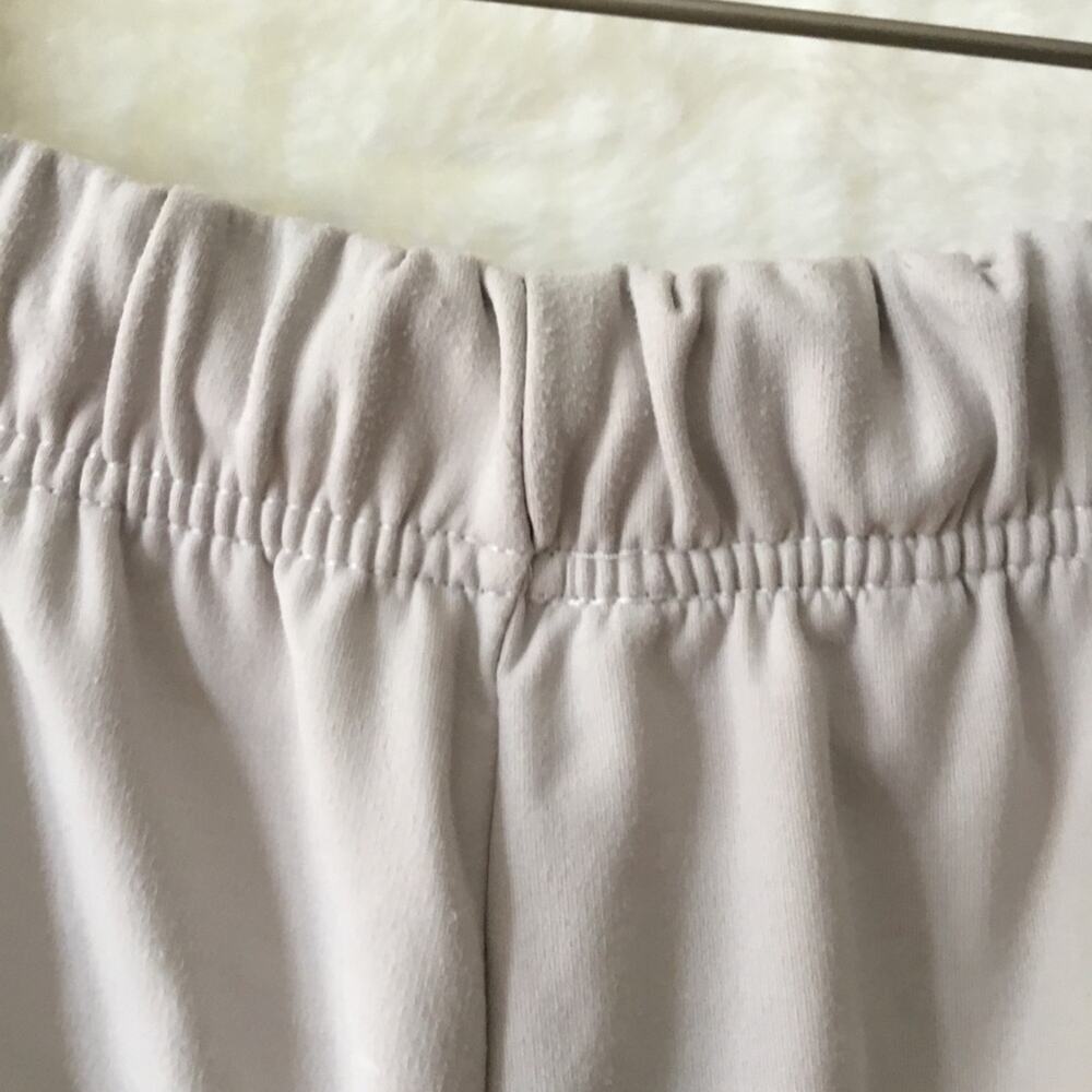 Men Light Gray Casual Shorts - Picture 7 of 14